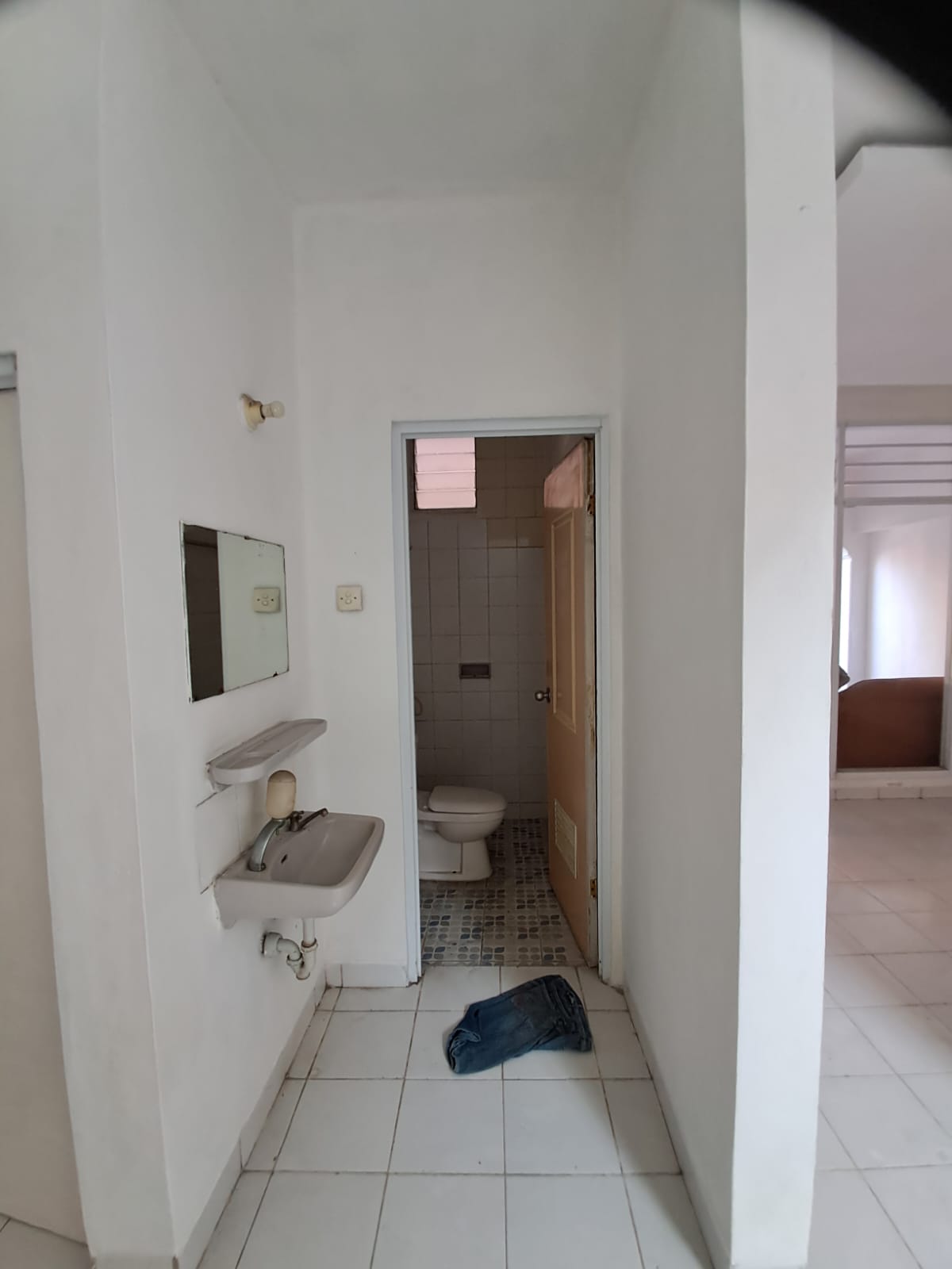 DiSewakan Rumah di Meadow Green Lippo Cikarang